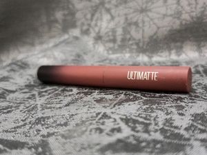 Maybelline Lipstick - Ultimatte More Buff 699