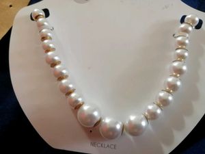 Pearl Beaded Necklace