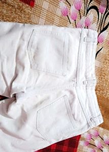 WOMEN SKINNY HIGH RISE WHITE JEANS(WAIST-26)
