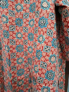 Multicolored Short Kurti Size 44