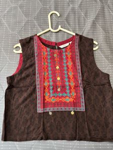 Brown Sleeveless Top with Embroidery M Size