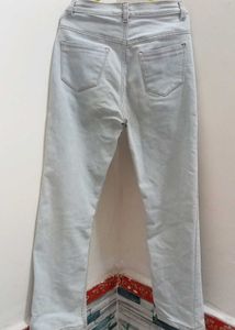 Light Wash Denim Jeans (+free gift🎁)