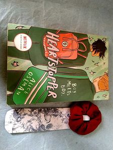 Heartstopper Volume 1 by Alice Oseman