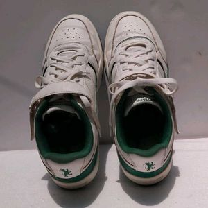 Red Tape White Casual Shoes