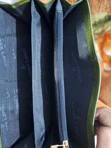 Modest Green Leather Wallet 💚