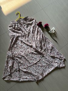 Tiny Florals On Skirt