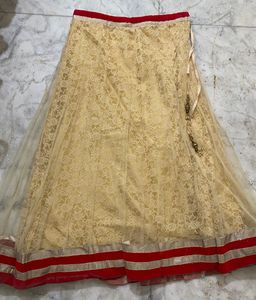 Partywear Heavy Nude And Red Colour Lahnga