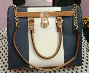 MICHAEL KORS Leather Handbag