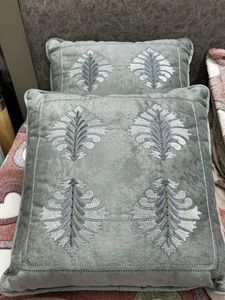 Cushion Pair