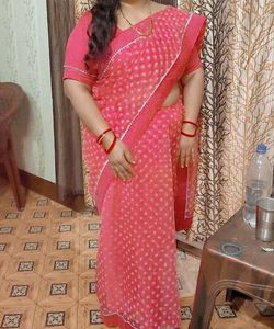 Pink Glitter Saree