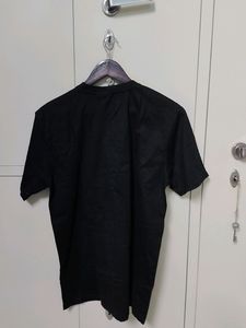 Black T-shirt #STUDIO