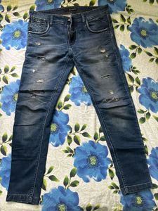 6 Branded Used Jeans