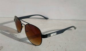 Fashionable Sunglass..