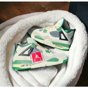 NIKE AIR JORDAN 4 OIL GREEN