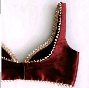 Non Padded Silk Deep Neck Blouse With Gota Lace