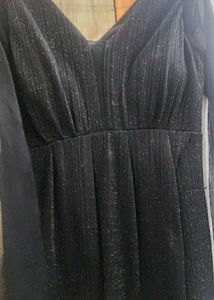 Black Full Length Dress With Slit🖤