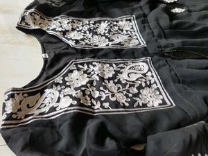 Black 🖤🤍Chicken Kari Kurti