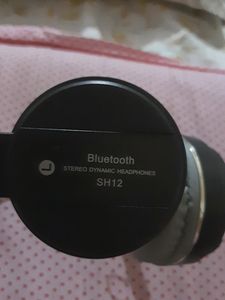 SH12 Bluetooth Headphones With Charging Cable