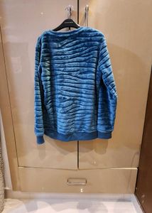 Max Cozy Blue faux fur Sweatshirt