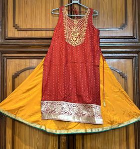 FREE DUPATTA + Ghaghra Choli Set Inbuilt