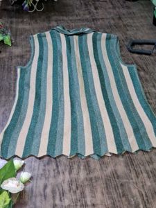 Striped Sleeveless Cardigan