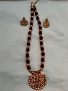 Red Beaded Necklace & Earring Set