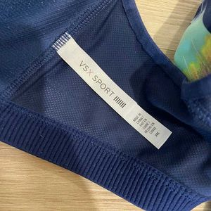 Victoria&#39;s Secret brand sports bra 💙