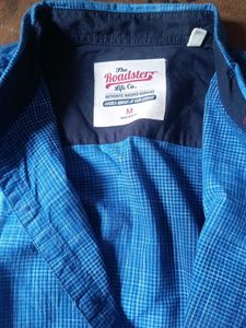 Roadster Size M Shirt New Condition