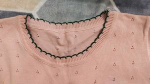 Pink knitted top