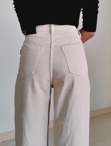 OFF WHITE/ LIGHT BEIGE WIDE LEG JEANS