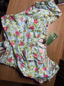 Elevanto Cute Crop Top