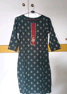Dark Green &amp; Maroon Kurta Set