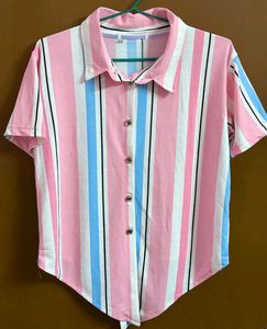 Striped Button-Down Top 🌼💐