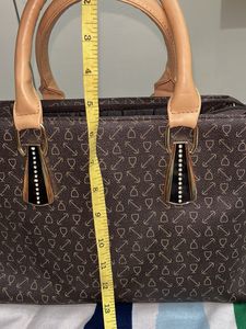 Elegant Handbag