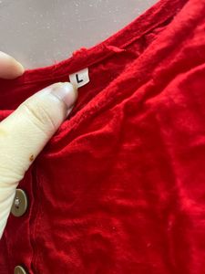 Red Kurti