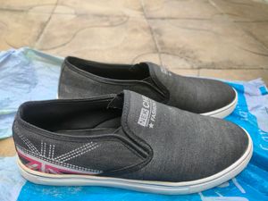 Black Shoes