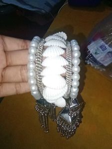 A Bangle Cutie
