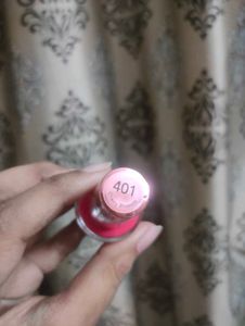 Swiss Beauty Highlighter With branded Nail Polish