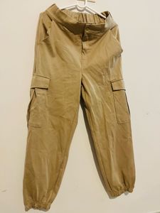 Beige Joggers From Max
