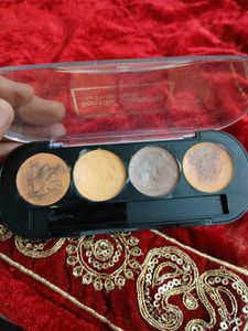 Ronzille Conceaker Pallete