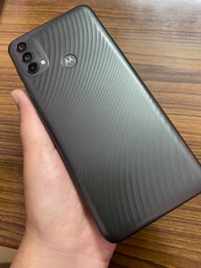MOTO E40