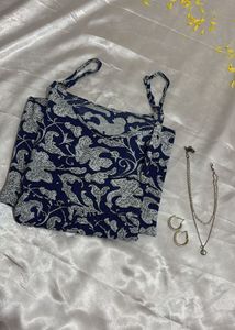 sleeveless dress