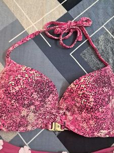 Bra N Panty  Set Like New  Imported Fabri