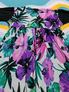 Floral Print V-Neck Top