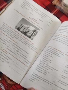 Class 9 English Literature &amp; Grammar On Board.
