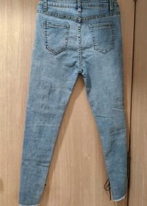 Criscros Cut Skinny Jeans