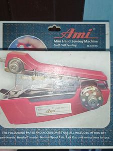Small sewing machine