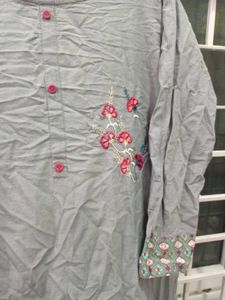 Embroidered Grey Kurta