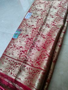 Elegant Ethnic Peach And Marun Saree ♥️