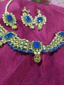 Neavy Blue Nacklace With Maangtika🥰